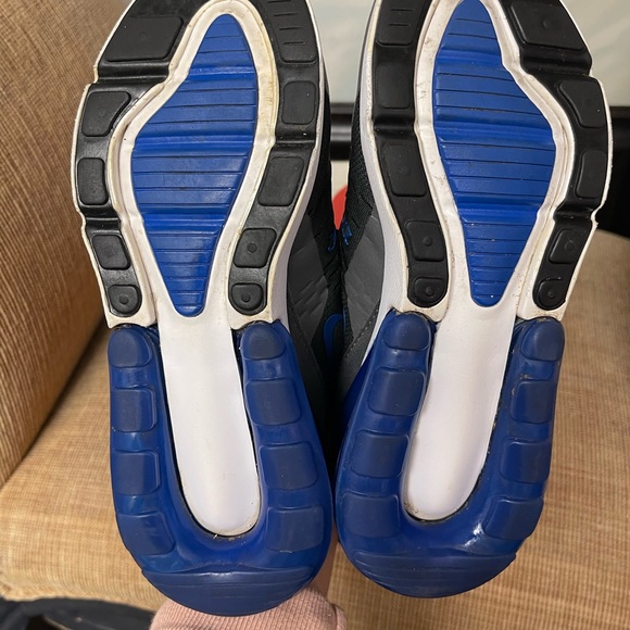 Nike 270s excellent condition - Picture 4 of 4